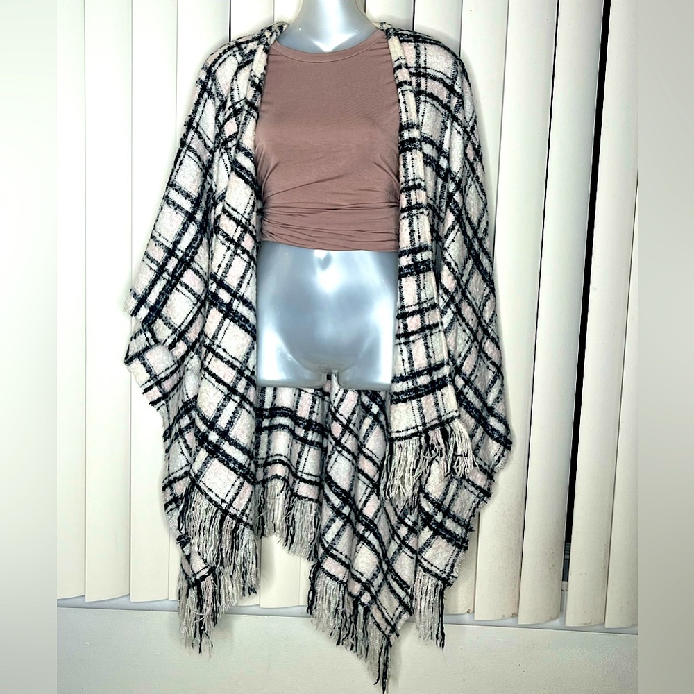 Ivanka Trump sweater cape poncho. Fits any size. Great condition! Super cute!